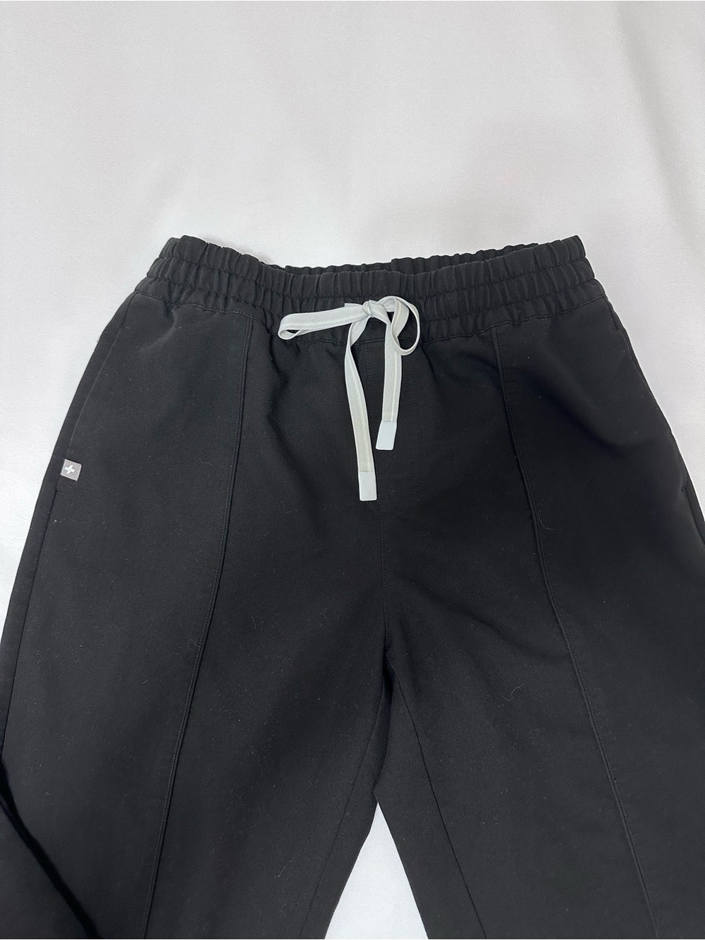 Figs Black scrub Pants ladies medium straight leg with pockets - Picture 2 of 7